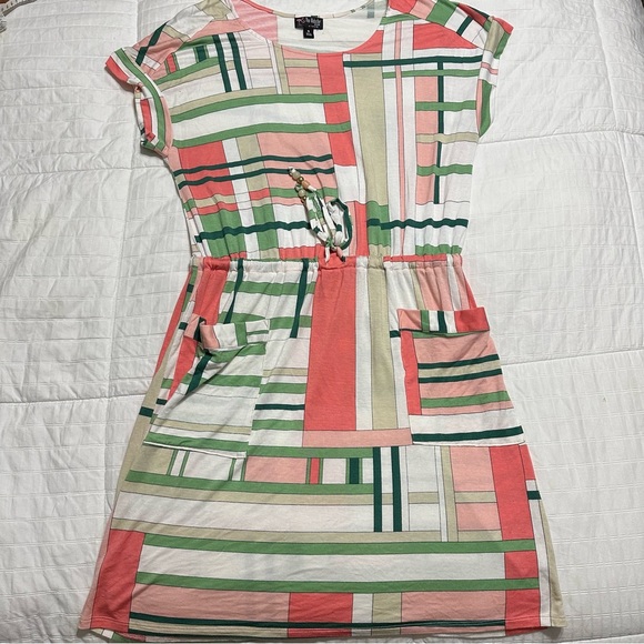 Pattern Dress - Picture 3 of 7